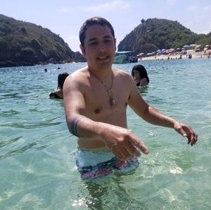 Meet your Posher, Alejandro